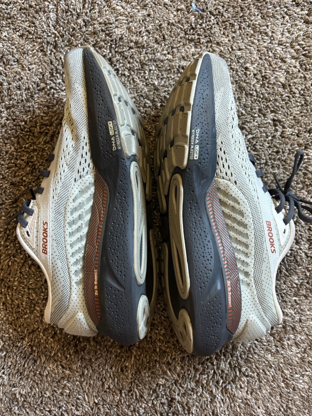 Brooks Women’s Adrenaline GTS 24 Running Shoes in Sea Foam - Picture 7 of 11